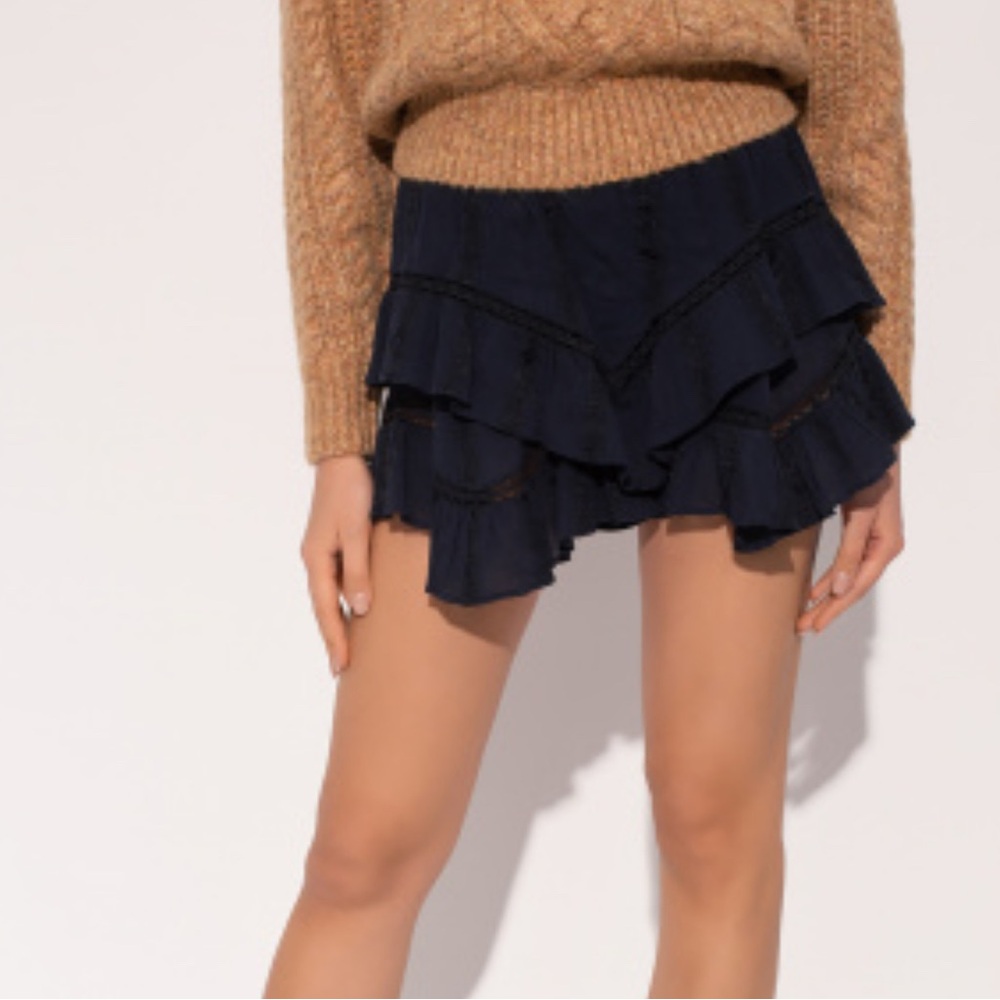 Isabel Marant Jocadia Ruffled shorts  size 34